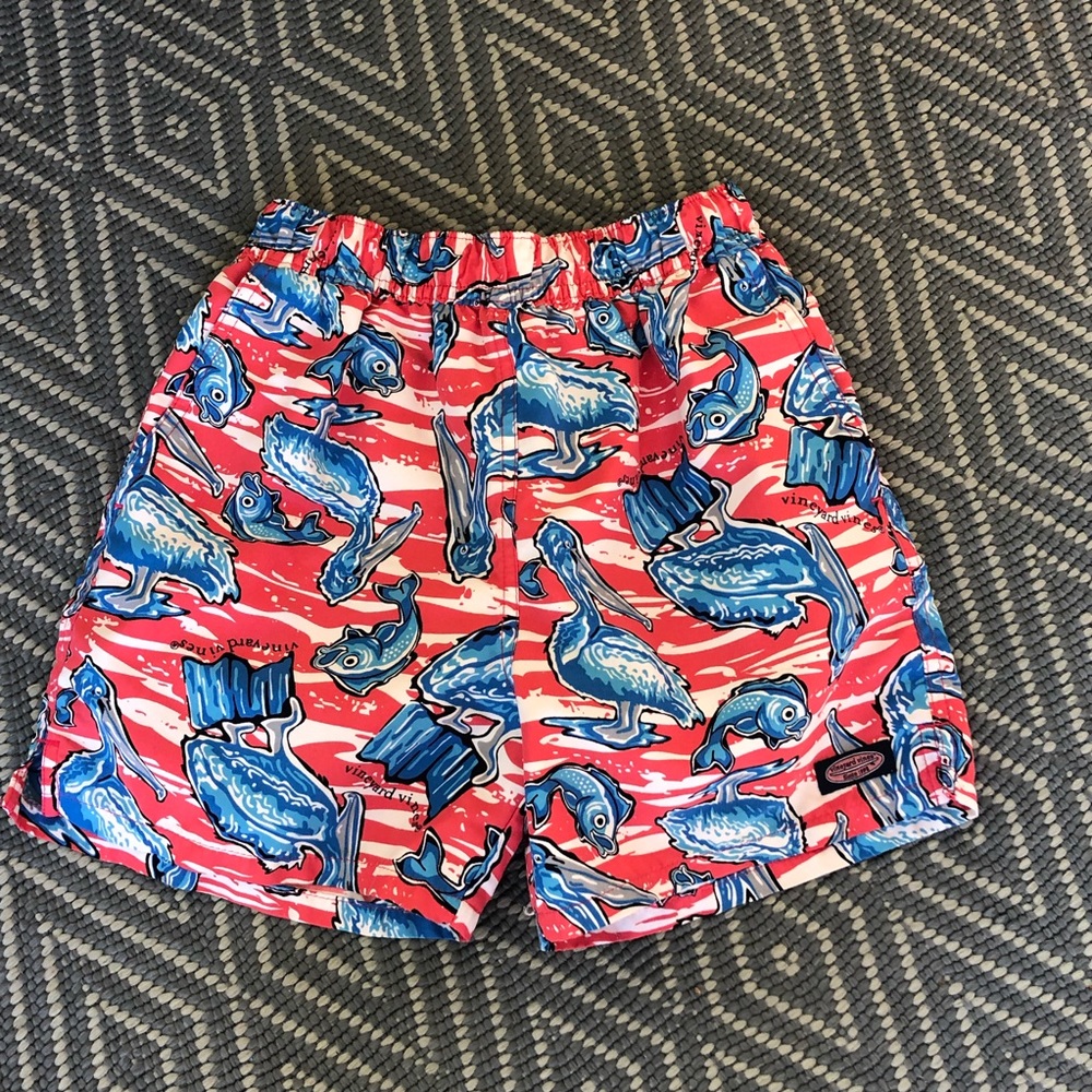 Vineyard vines boys swim trunks size 7